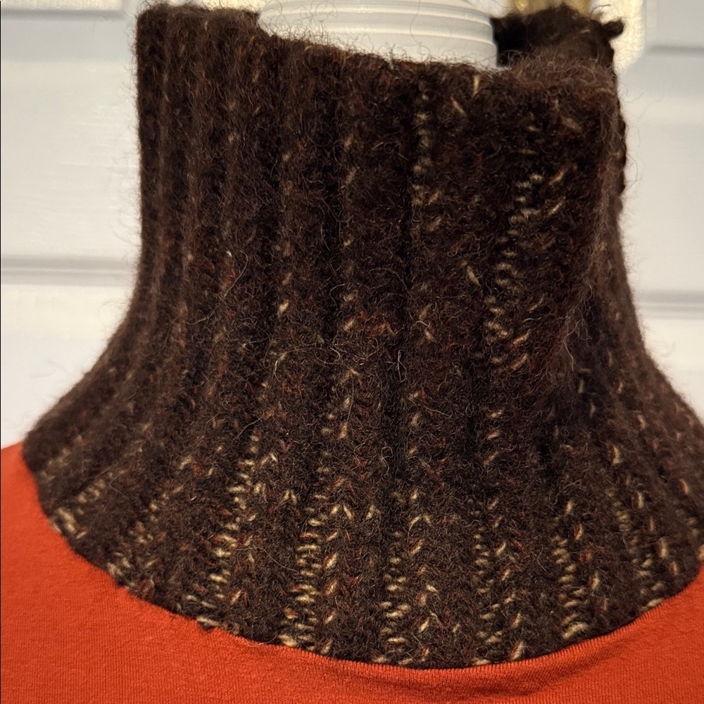 Dolce Gabbana Rust Long Sleeve Turtleneck Top M - Picture 2 of 13